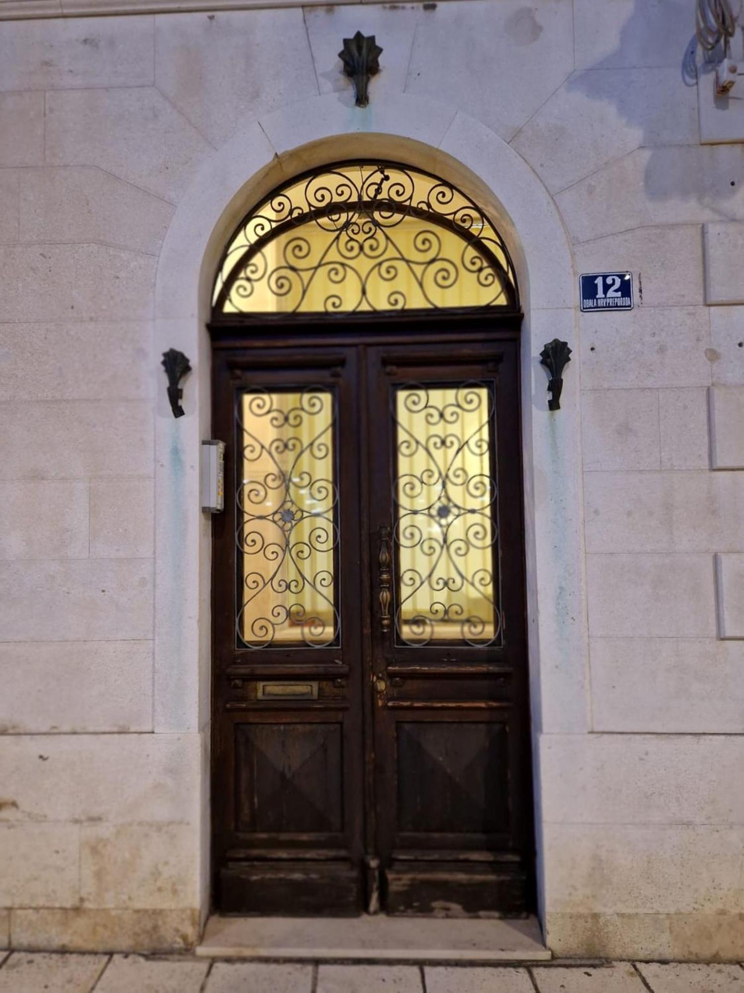 Riva Luxury Suites Σπλιτ Εξωτερικό φωτογραφία
