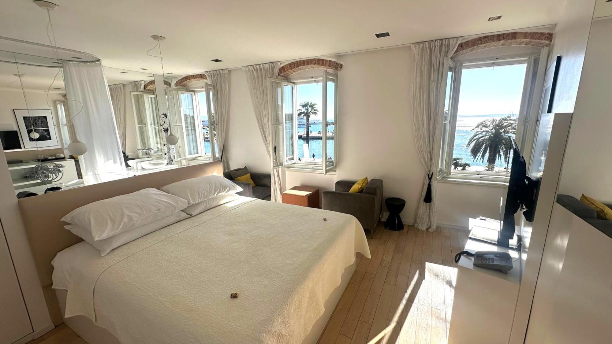 Riva Luxury Suites Σπλιτ Εξωτερικό φωτογραφία