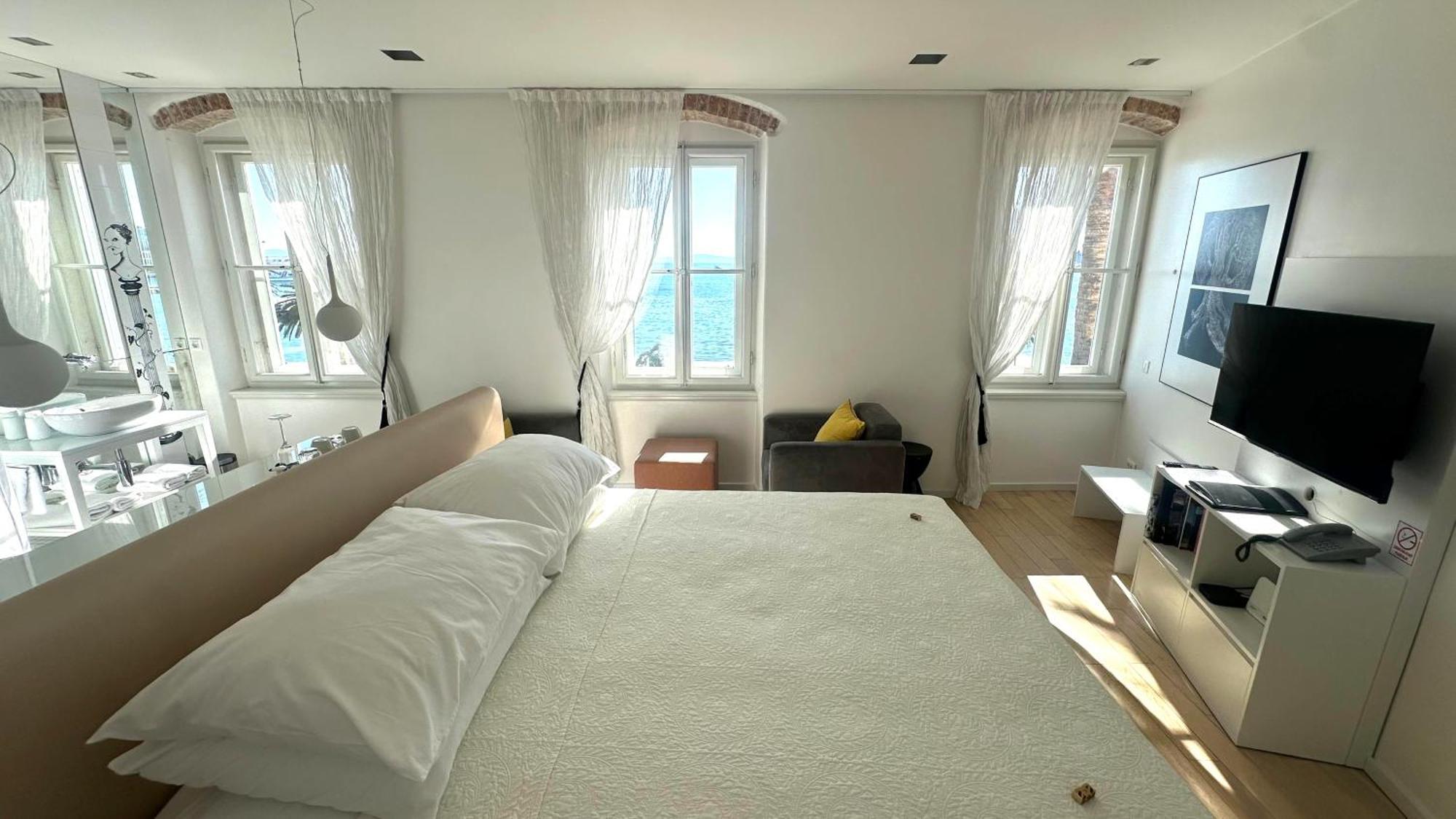 Riva Luxury Suites Σπλιτ Εξωτερικό φωτογραφία