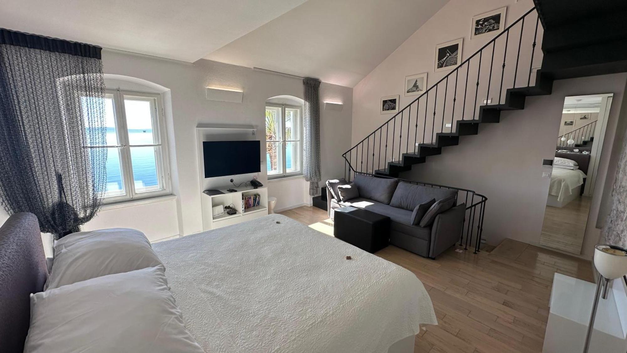 Riva Luxury Suites Σπλιτ Εξωτερικό φωτογραφία