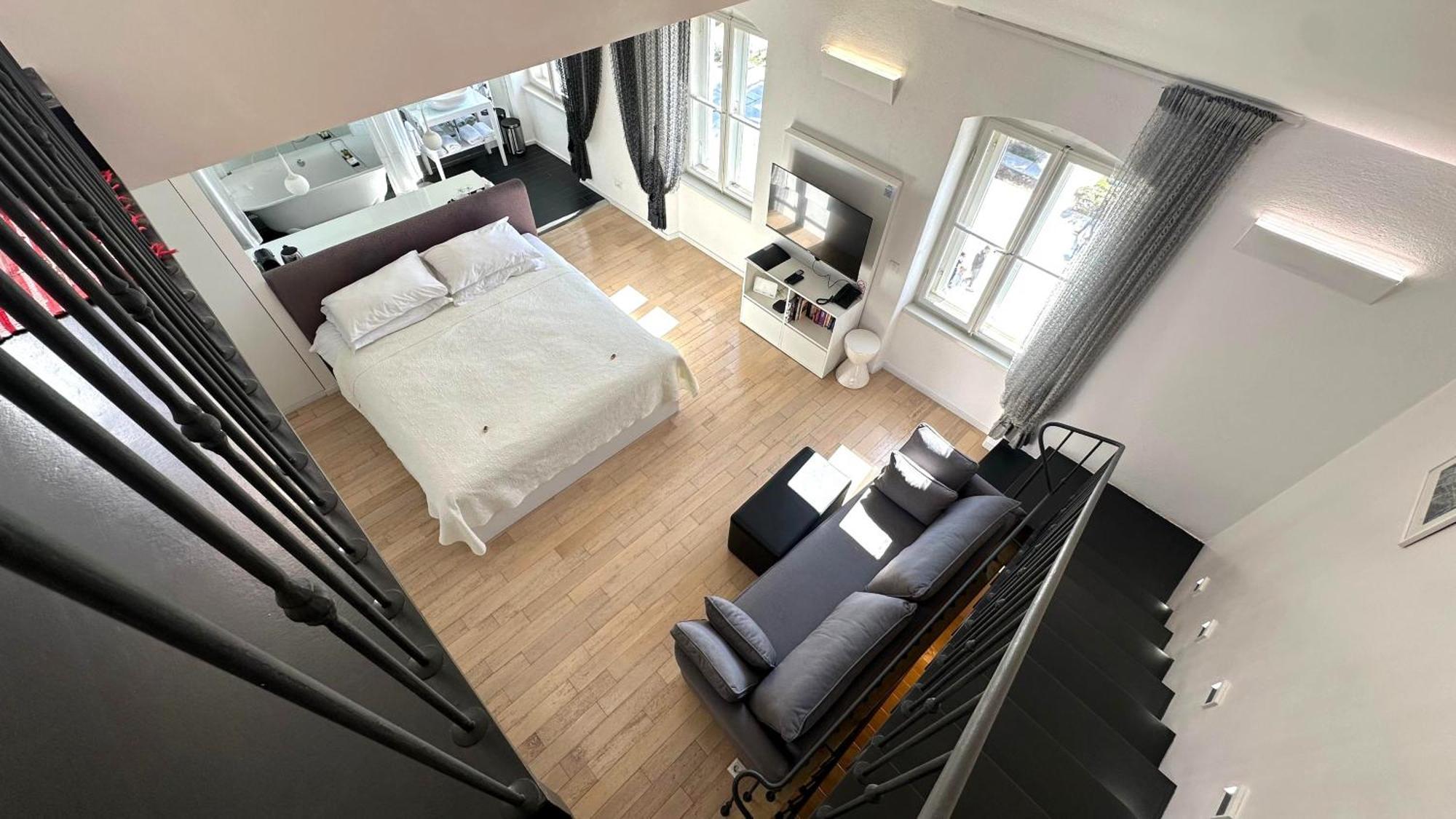 Riva Luxury Suites Σπλιτ Εξωτερικό φωτογραφία